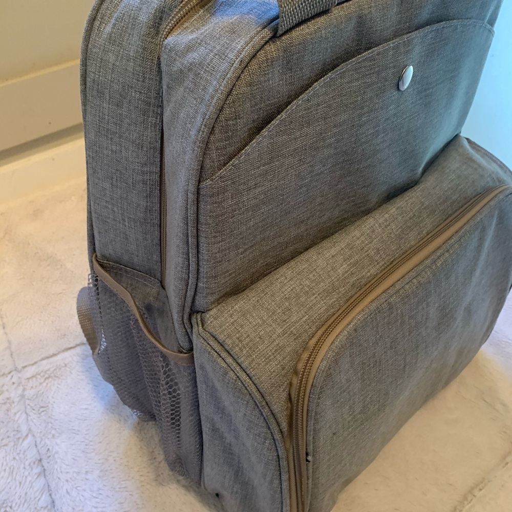 Brand New ✨ picnic backpack - Picture 4 of 6